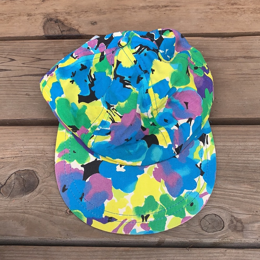 Vintage hipster floral flat brim hat